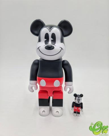Bearbrick Mickey Mouse (B&W) 400% & 100% by Medicom